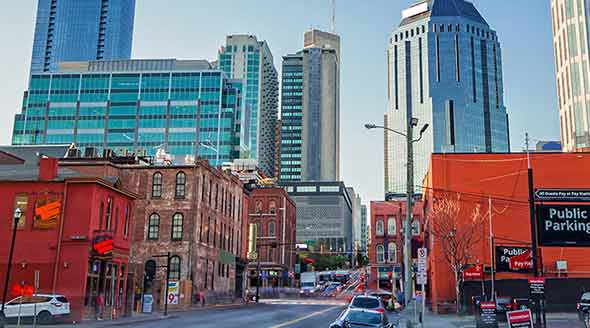 See Yourself Here: Nashville; Host in the legendary music city